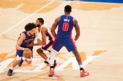 爱游戏中国 -包含清晨体能课后，底特律活塞调整名单备战NBA总决赛，态度坚定，团队化学反应显著的词条